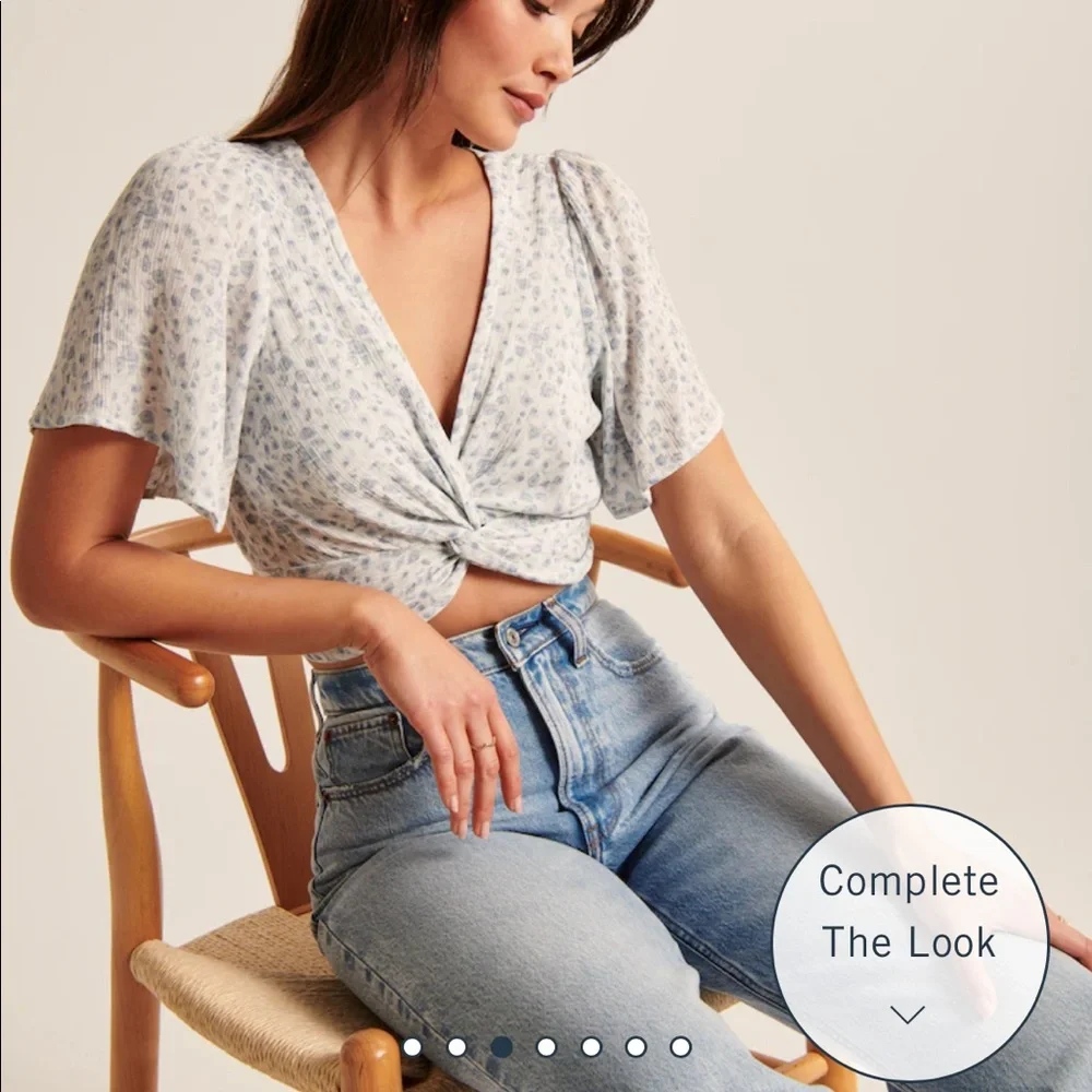 Abercrombie and Fitch crop shirt (PINK color) - Picture 3 of 3